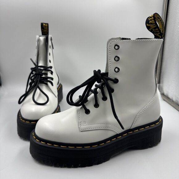Dr. Martens Jadon 8-Eye Leather Chunky Platform Boot White Women Size 8 NEW